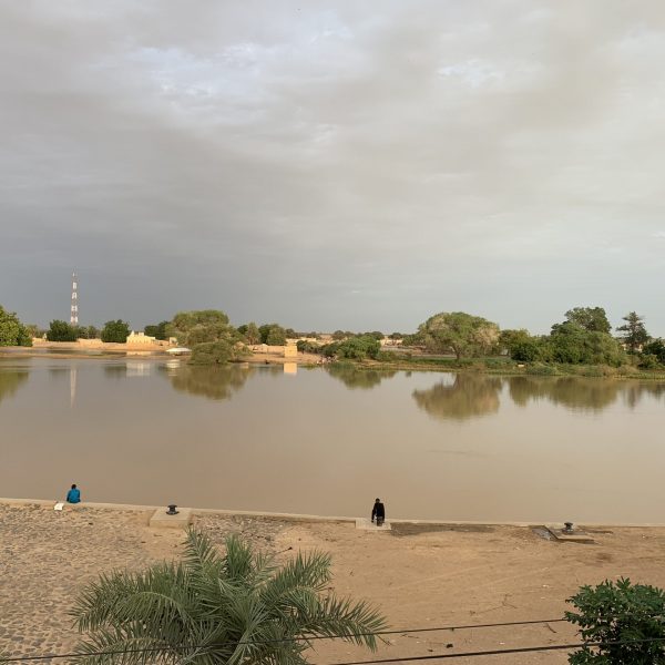 En face la Mauritanie